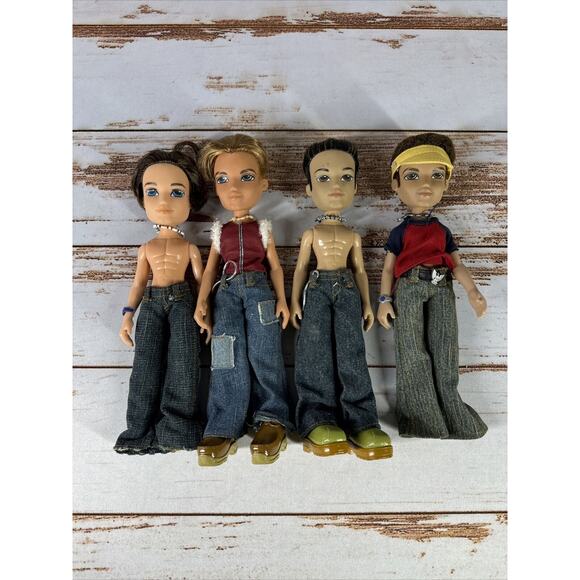 Lot of 4 Bratz Boyz Dolls with Cloths and Some Have Shoes MGA - Picture 1 of 4
